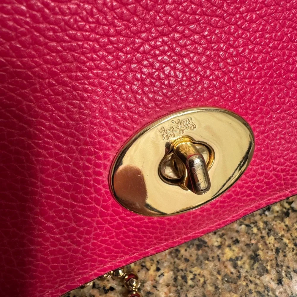 Coach Fuchsia Leather Clutch‎ with Gold Chain cross body new with tags $265